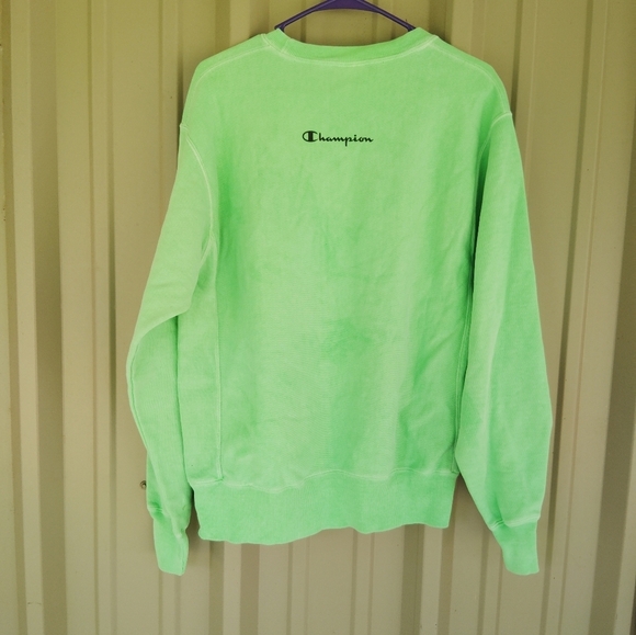 Men's Champion Great Wolf Lodge Reverse Weave Neon Florescent Green Sweatshirt - Picture 3 of 3
